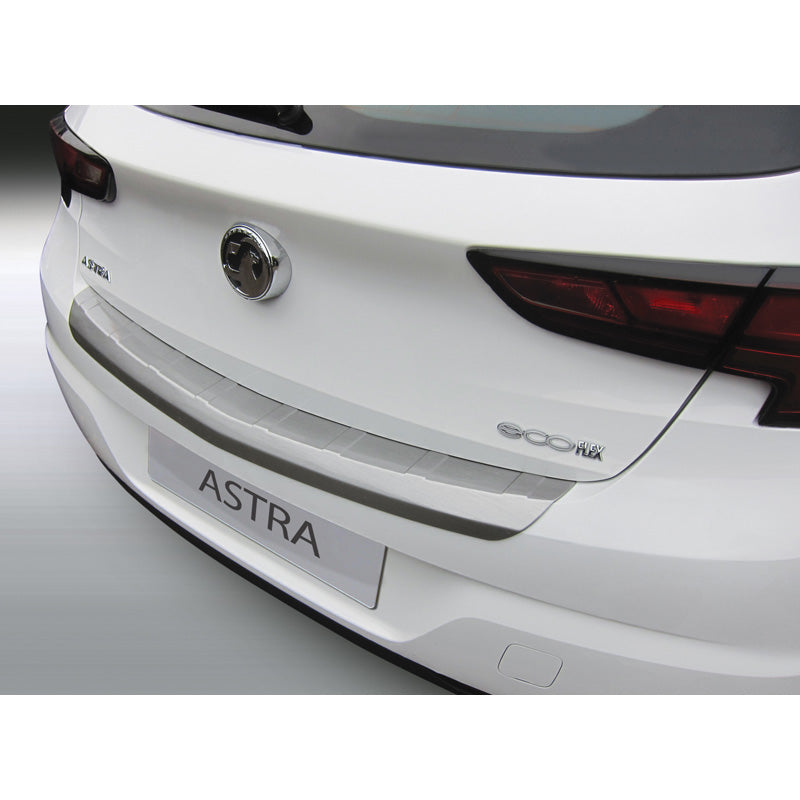 RGM, Bakre stötfångarskydd, ABS plast, passar Opel Astra K 5-dörrars 10/2015-09/2021 exkl. Turbo 'Brushed Alu' Look 'Ribbed'